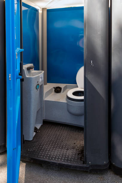 Best Affordable portable toilet rental  in Miami Shores, FL