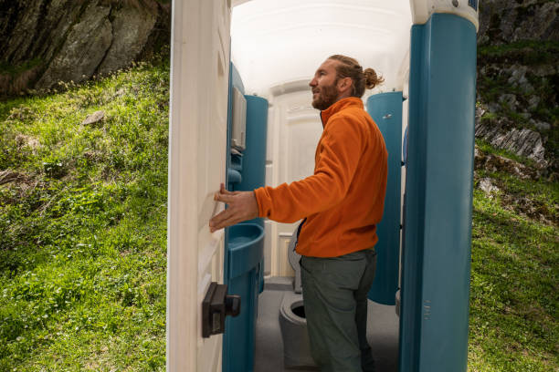 Best Porta potty rental near me  in Miami Shores, FL